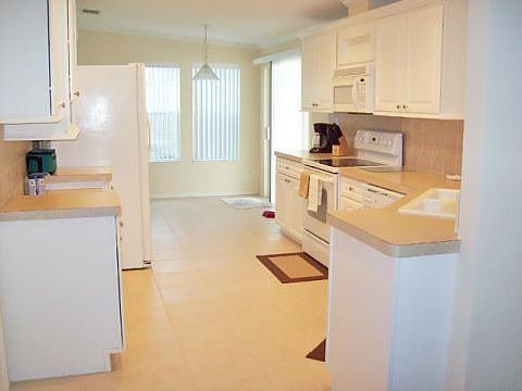 2nd image of 716 Bamboo Palm Way