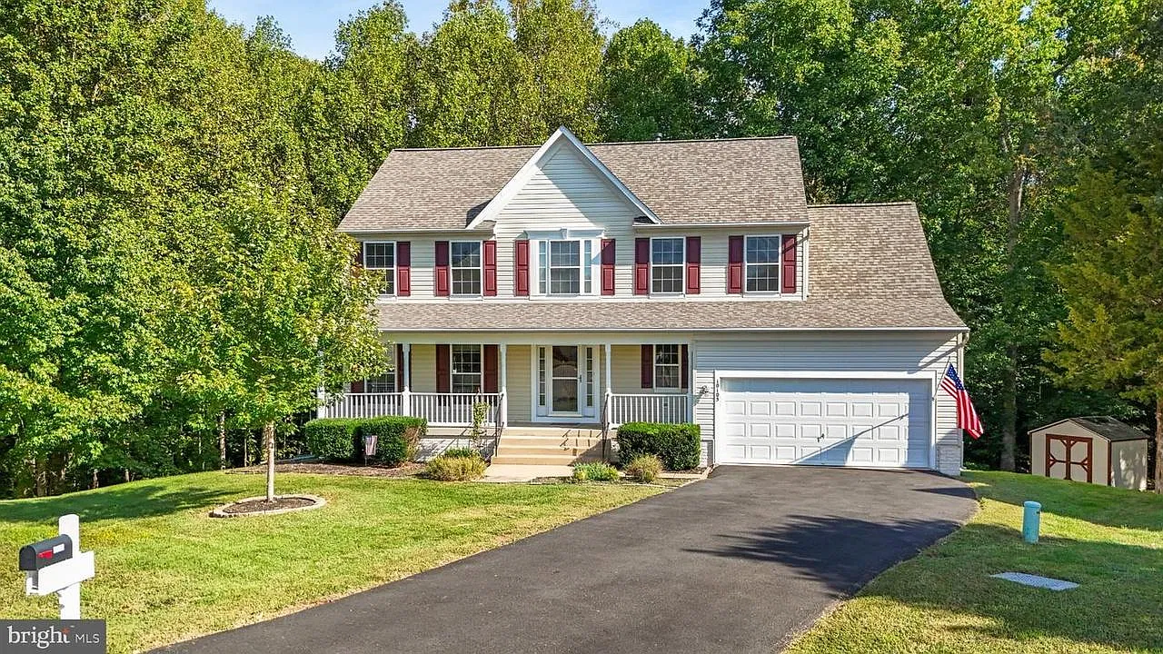 5 bed, 3.5 bath, 3300 sqft, $3,650 — Photo 4