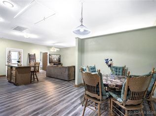 401 Valley Spring Rd, Camdenton, MO 65020