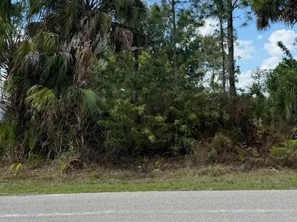  De Soto BLVD SE, NAPLES, FL 34117