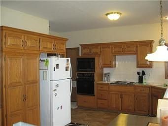 3rd image of 707 Bruening Dr