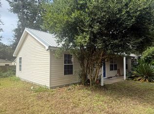 56 Chickat Trl, Crawfordville, FL 32327