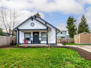 1331 S 6th St, Cottage Grove, OR 97424