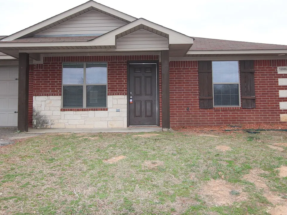 Coming Soon: 2 bedroom, 2 bathroom Duplex in Lindale TX!