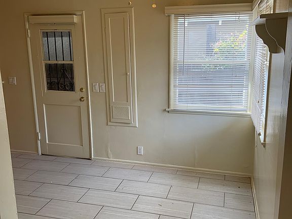 4th image of 424 W Olive Ave #1/2