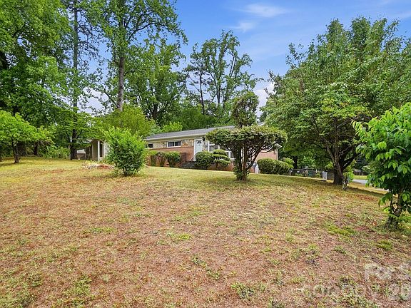 5th image of 6239 Netherwood Dr