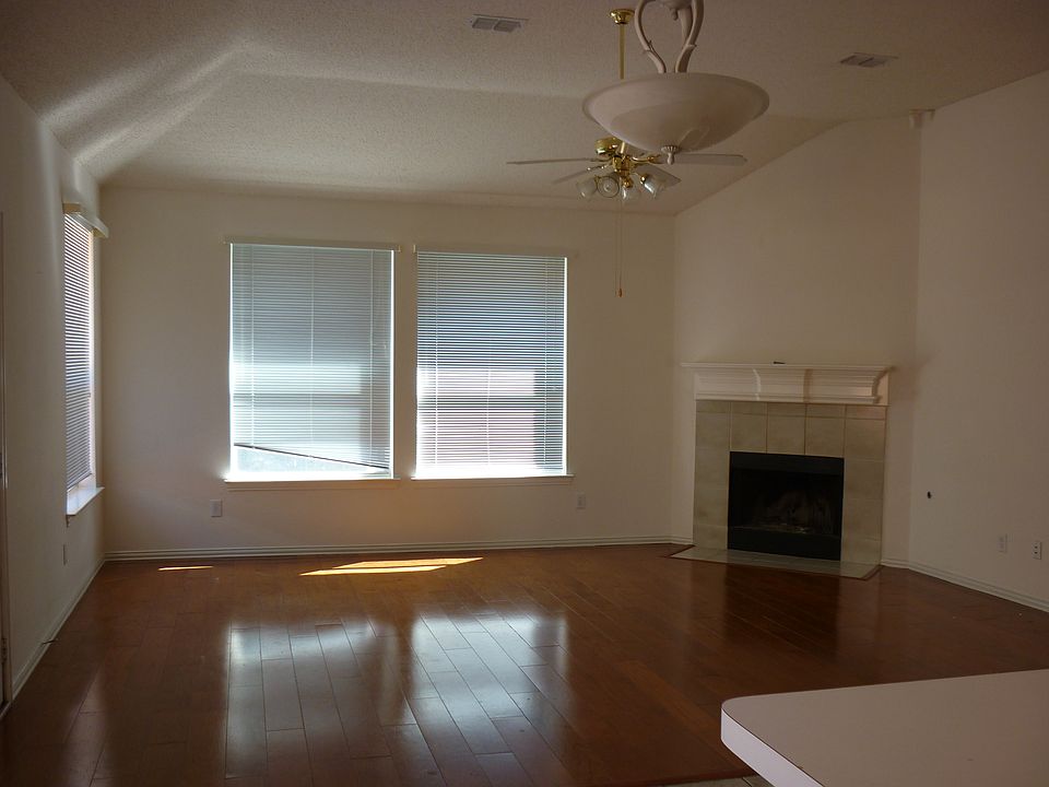 1st image of 4416 Belvedere Dr