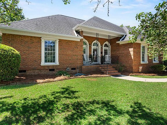 5th image of 143 Killian Point Cir