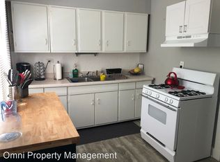 3861-3863 Brighton Rd, Pittsburgh, PA 15212