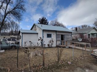 430 Garfield St, Omak, WA 98841