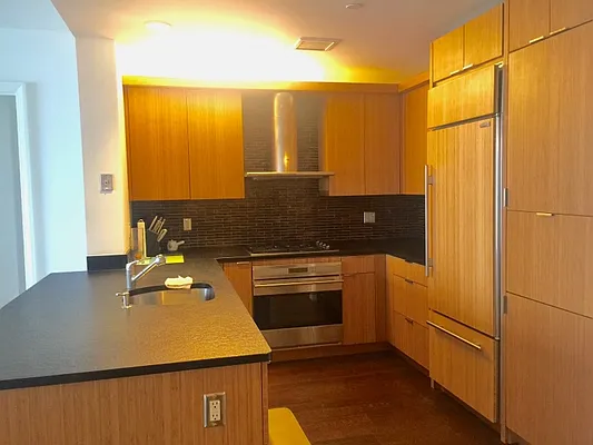 Rented by Battery Park Realty | media 31
