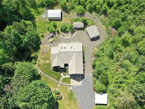 2nd image of 110 W Valley Heights Dr