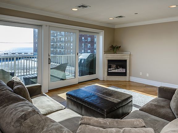 4th image of 361 West Broadway