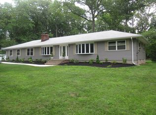 394 Mechlin Corner Rd, Pittstown, NJ 08867