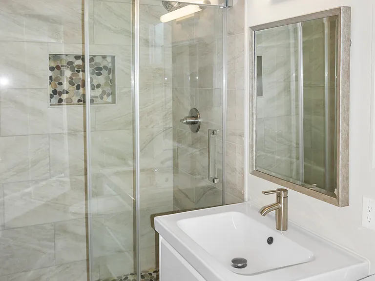 501 N Kings Rd #104 — Photo 13
