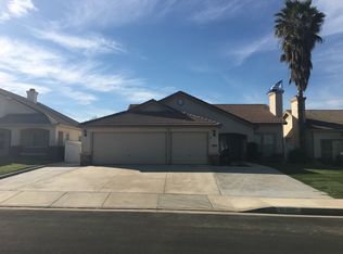 32495 Oak Knoll Ln, Lake Elsinore, CA 92530