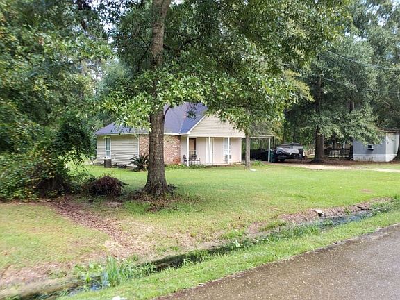 3rd image of 27648 Lake Ora Dr
