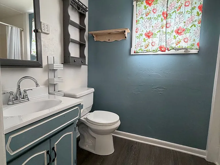 785 Park Hill Ln — Photo 12