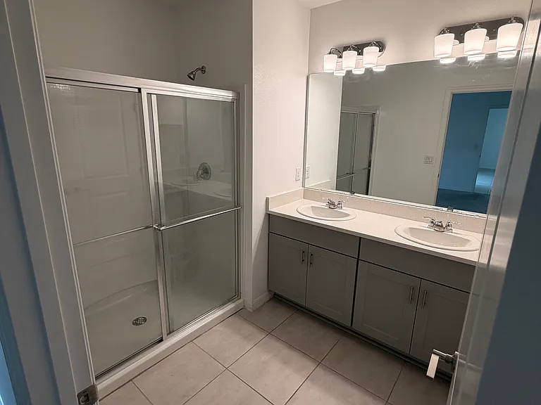 4438 Petunia St — Photo 6
