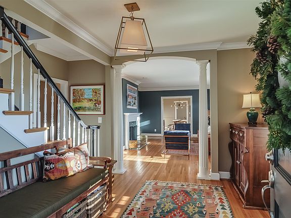 3rd image of 4422 Forsythe Pl