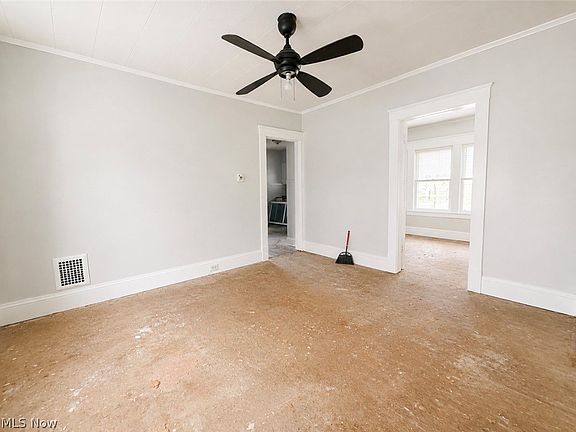 3rd image of 626 E 125th St