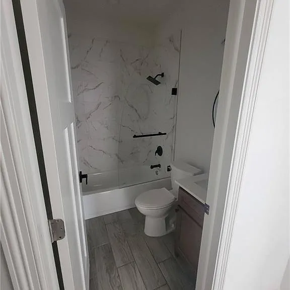 5613 Notre Dame Ave #1 — Photo 16