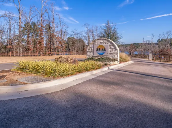 22 Boulder Ct, Hallsville, TX 75650