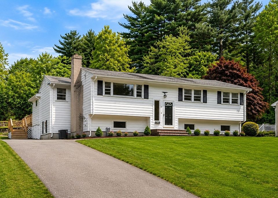 1st image of 33 Heather Dr