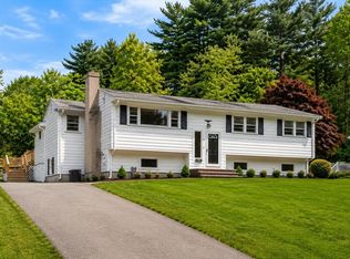 33 Heather Dr, Norwood, MA 02062