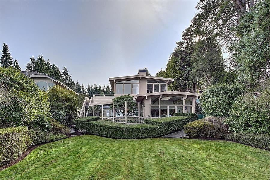 1st image of 6208 SE 22nd St