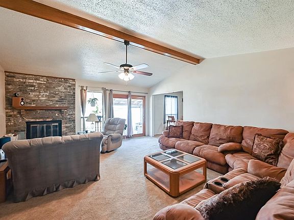 4th image of 2913 Echo Dr