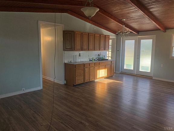 2nd image of 52 Briar Cliff Cir