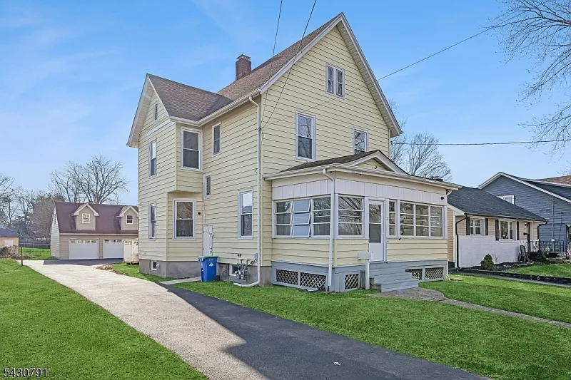 171 S Bridge St #1