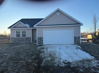 6416 McKinley Rd, Cottrellville, MI 48039