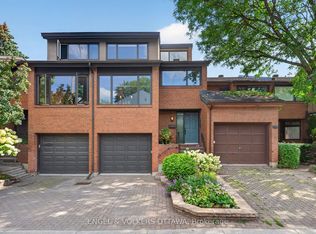 202 Holmwood Ave, Ottawa, ON K1S2P7