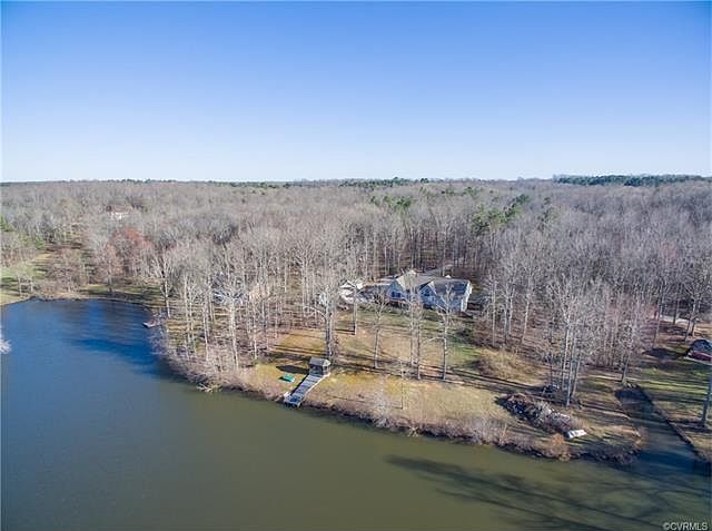 1st image of 515 Butterwood Cir