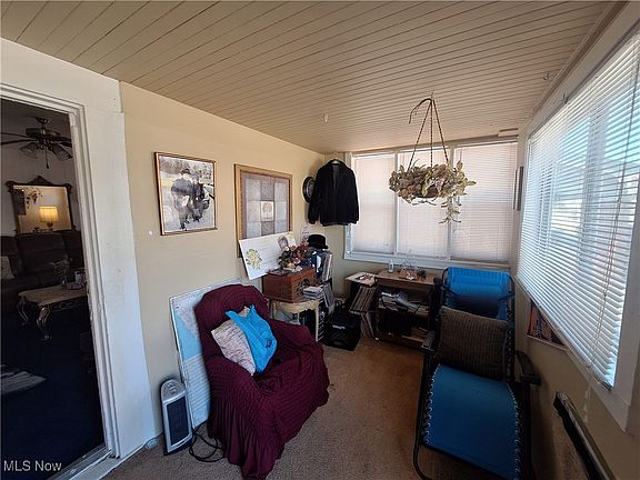 5th image of 13716 Alvin Ave