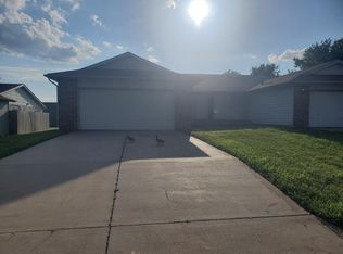 401 N Zachary Dr #403, Derby, KS 67037
