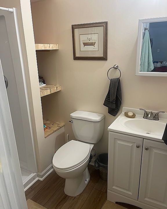 1st image of 102 Bramblegate Ct