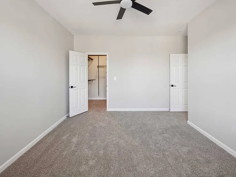The Reserve at Meadowmont Apartments and Townhomes — Photo 54