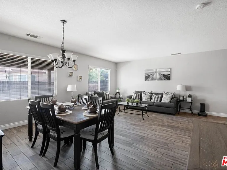 3056 Janine Ave — Photo 7