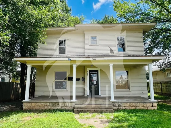 211 S 7th St, Ponca City, OK