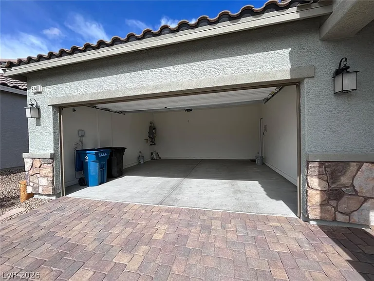 9748 Angel Valley Dr — Photo 22