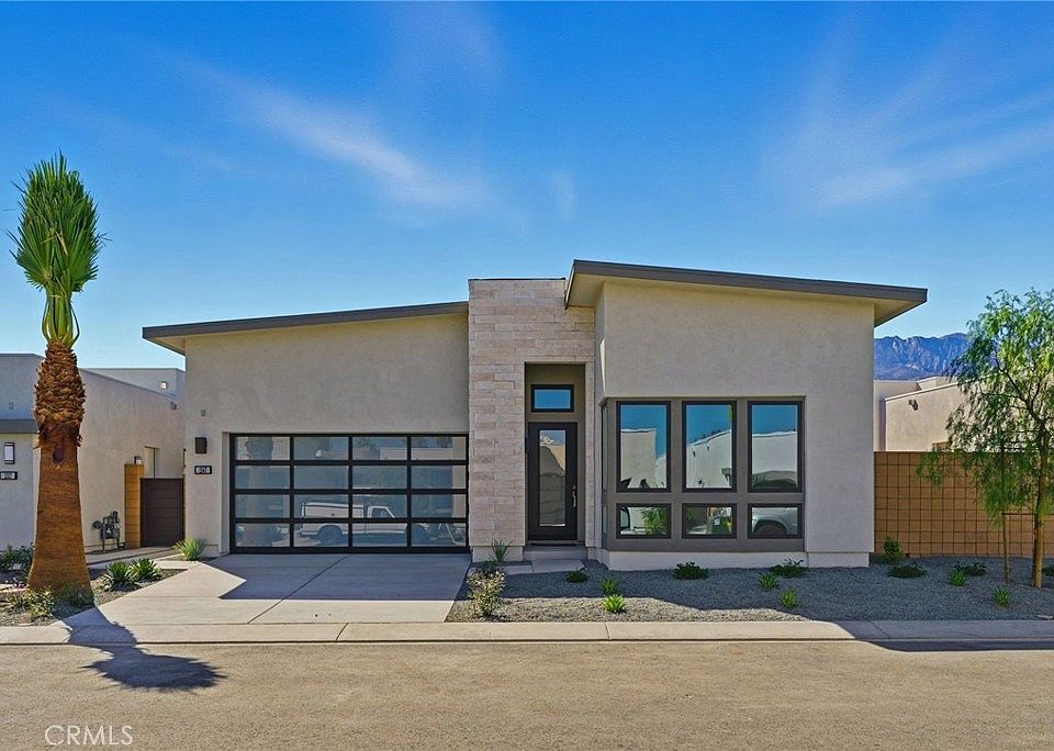 1st image of 1347 Celadon St