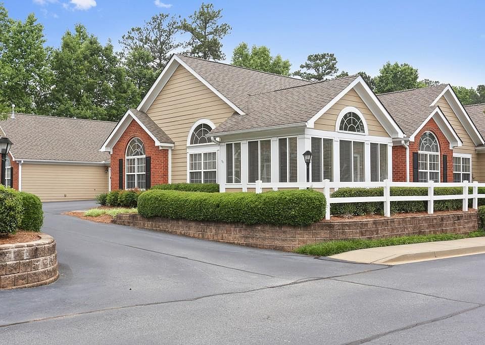 1st image of 946 Burnt Hickory Cir NW
