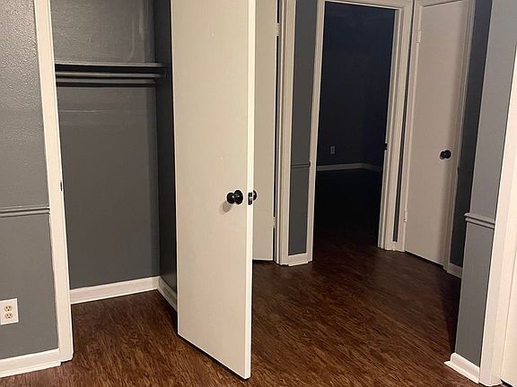 3rd image of 2301 Evelyn Ln #2301-K