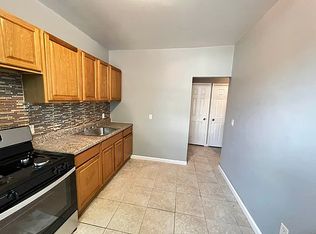 48 Rockaway Pkwy APT 2R, Brooklyn, NY 11212