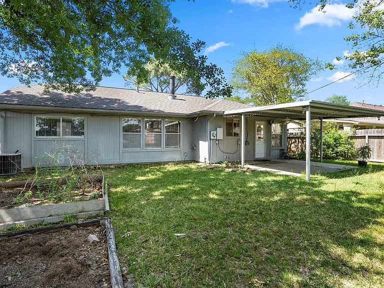 5211 Roserock Ln — Photo 29