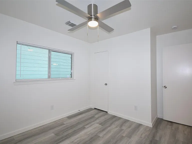 6145 Settlers Square Ln — Photo 16