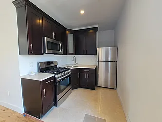 Rented by Capri Jet Realty Corp